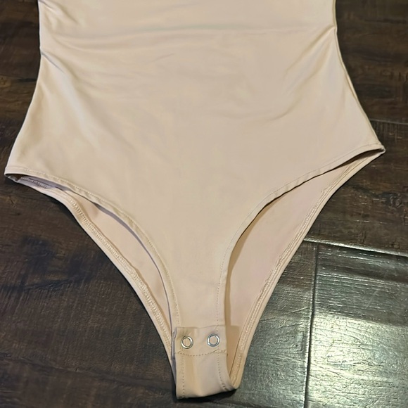 Reoria Racerback Body Suit - Picture 4 of 4